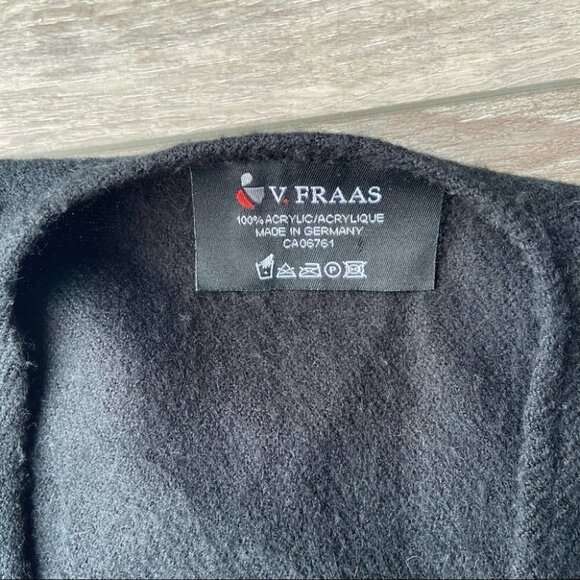 V. FRAAS Made in Germany Plaid Shawl - Picture 6 of 12